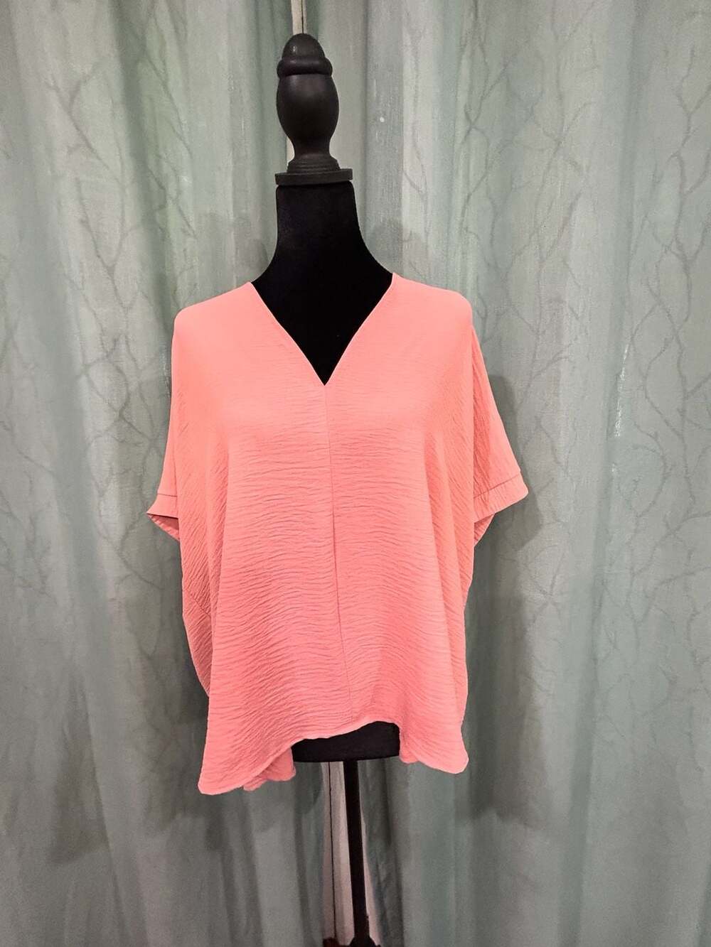 NWT Urban Daizy Oversized V-Neck Folded Short Sleeve Salmon Blouse Top